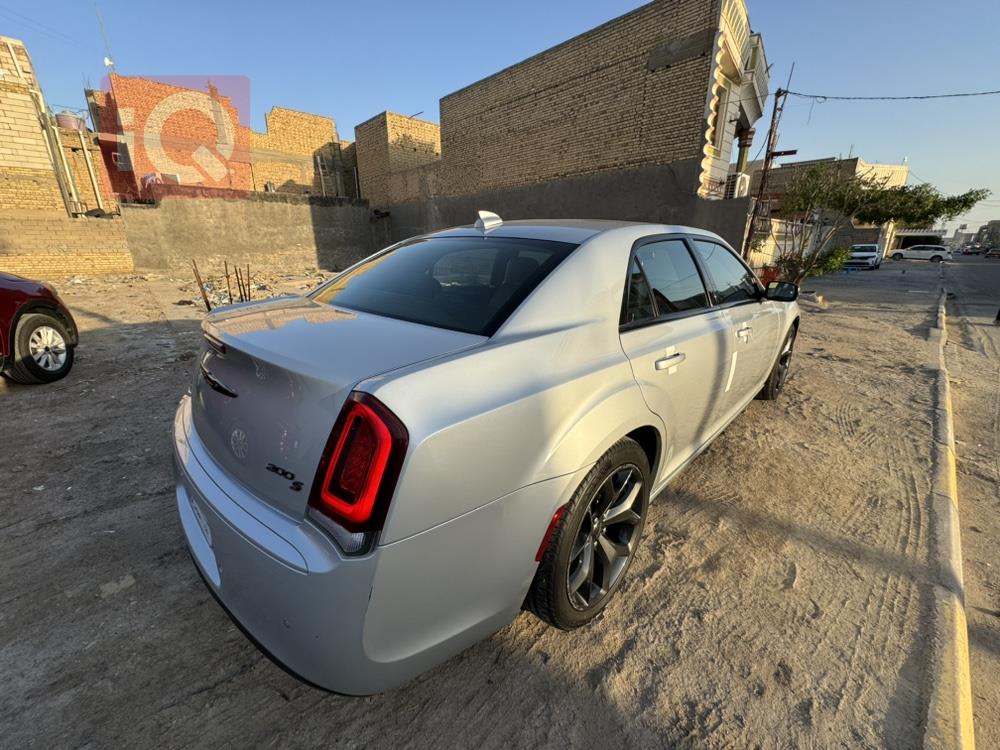 Chrysler 300